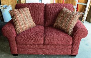 Broyhill Furniture - Zachary Loveseat - YOU Choose the Fabric
